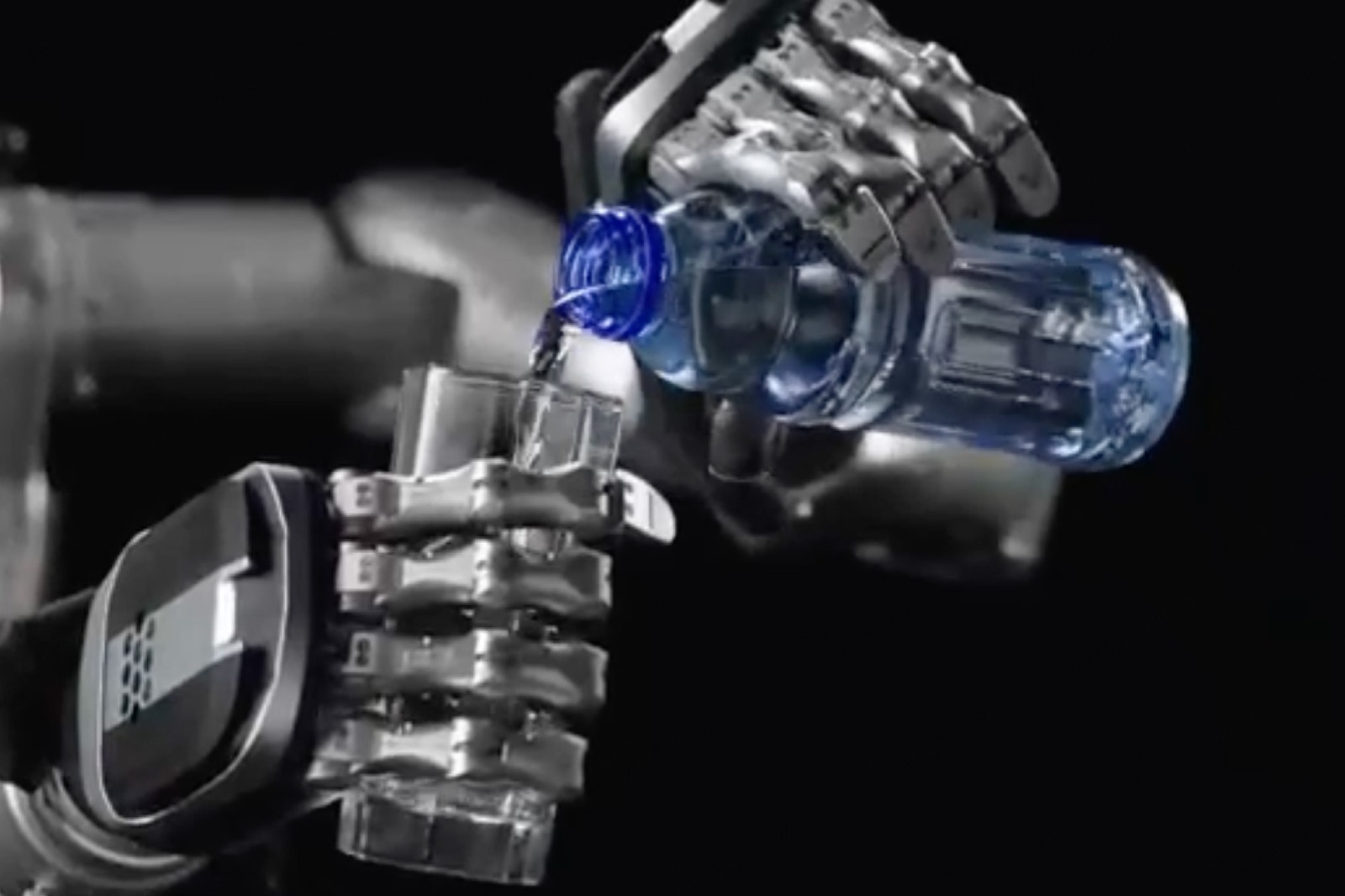 系列解读 | yl7703永利灵巧手家族亮相：高自由度的创新突破